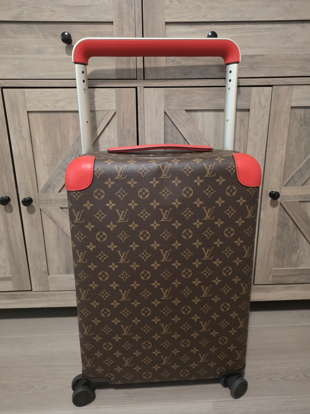 Louis Vuitton Horizon Rolling Luggage